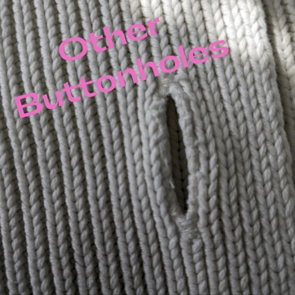 Liz Claiborne Mended XL white sweater - Picture 3 of 10